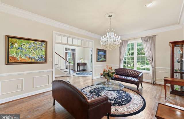 13010 BOSWELL Court Gallery 3