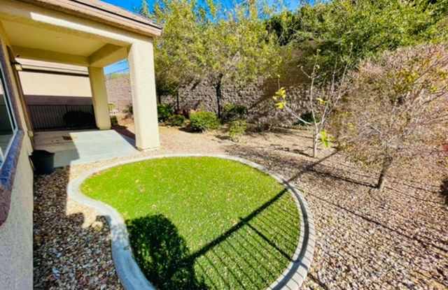 Beautiful Upgraded, single story home in age restricted “Solera”! Gallery 3
