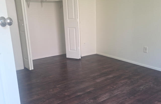 2642 Harrison Ave photos photos