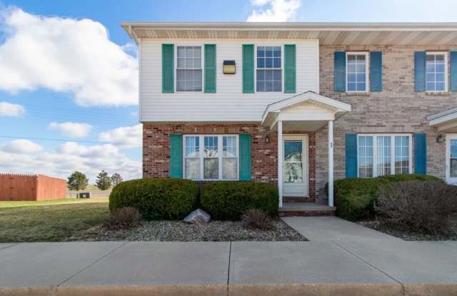 Two Bedroom and 1.5 Bathroom Townhome with Partially Finished Basement photos photos