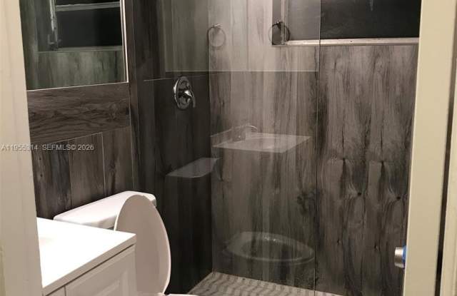 2450 NE 188 STREET photos photos