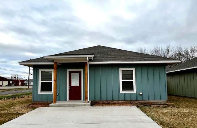 204 East Oklahoma Avenue photos photos