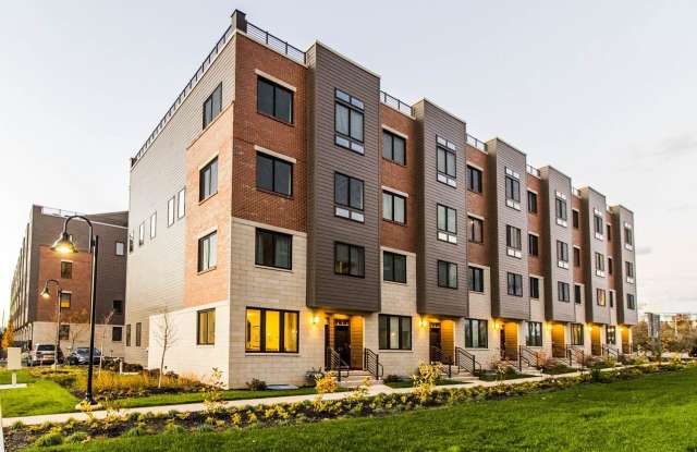 701 LAKEVIEW - 701 Lakeview Ct, King of Prussia, PA 19406