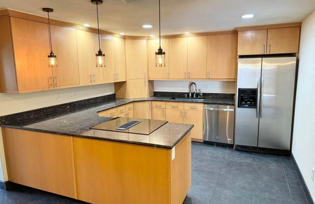 Stunning 3 Bedroom 2 Bath Single Level Home in Phoenix. Tons of Upgrades Throughout! photos photos