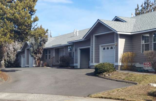 2024 Ne Rachel Ct photos photos