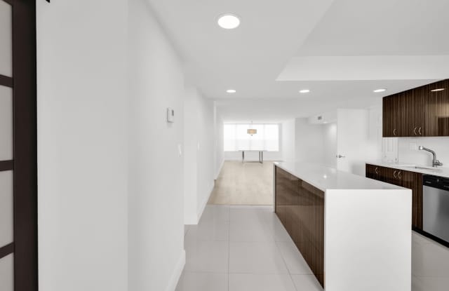 2768 Carambola Circle S Gallery 2
