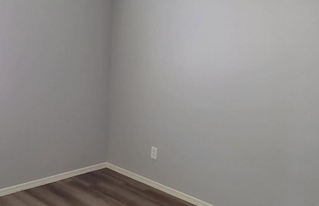 19042 N Toledo Avenue Gallery 4