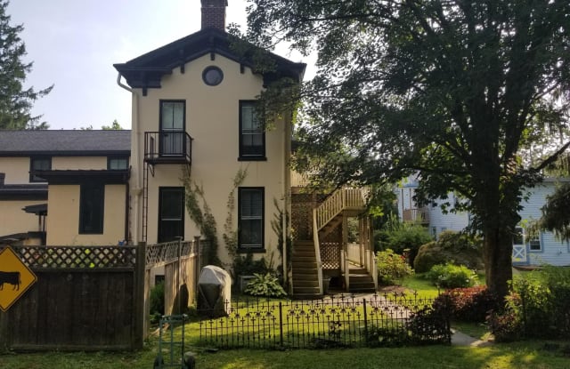 42 RIVER DRIVE - 42 River Drive, Mercer County, NJ 08560