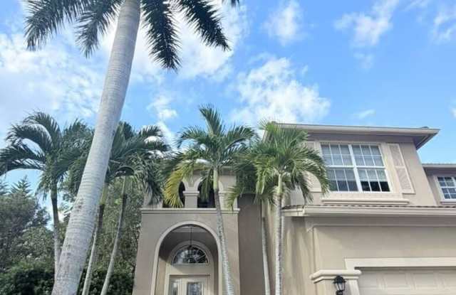 4251 E SENECA Avenue Gallery 2