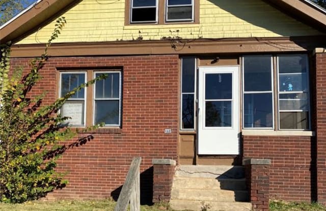 408 E Archer Ave B - 408 East Archer Avenue, Peoria, IL 61603