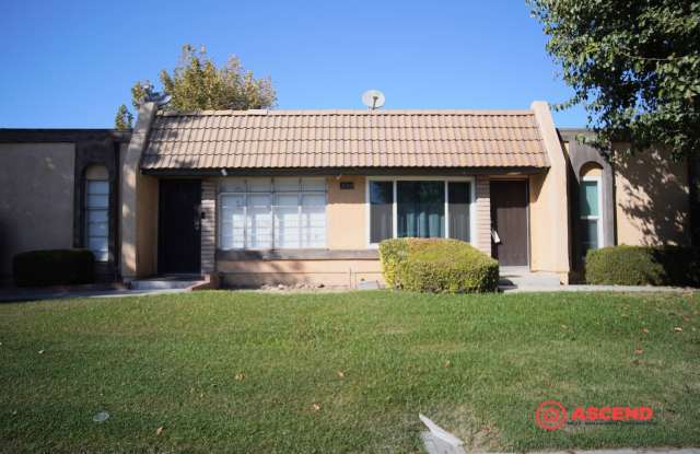Apartment in Central Bakersfield! photos photos