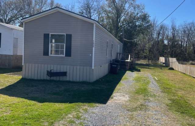 3 Bedroom Trailer in New Iberia photos photos