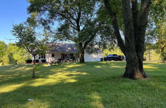 31317 East Lafayette Road Gallery 1