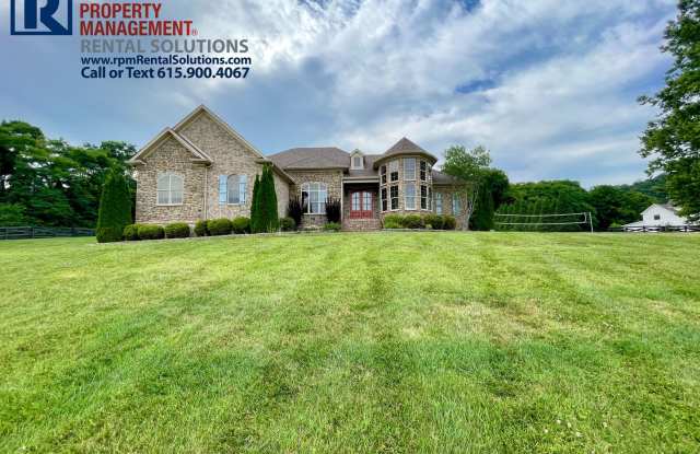 Stunning executive home on 6 acres in Thompsons Station - 4816 Harpeth-Peytonsville Road, Williamson County, TN 37179