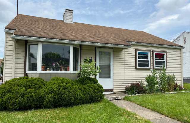 A newly remodeled 2-bedroom, 1-bathroom ranch home with central air and gas heat in a fantastic location photos photos