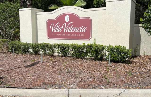Villa Valencia in Southeast Orlando Gallery 1