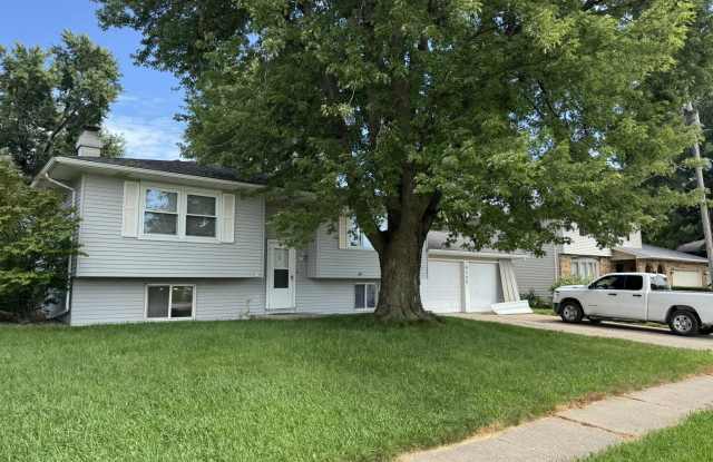 4125 UTICA RIDGE Road photos photos