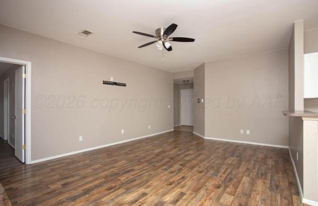 5013 CAPULIN Lane Gallery 4
