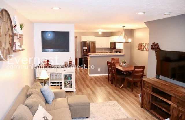 122 Shadow Glen Drive Gallery 2