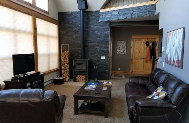 231 Lagoon Lane Gallery 2