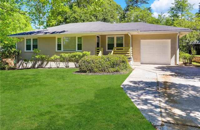 4778 Glenwood Road Gallery 4