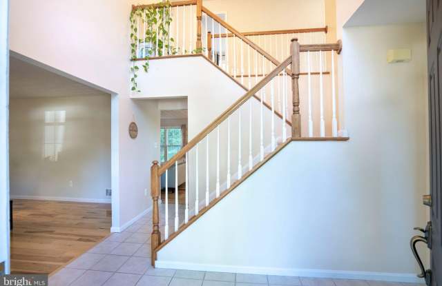 2184 AUTUMNWOOD Drive Gallery 4