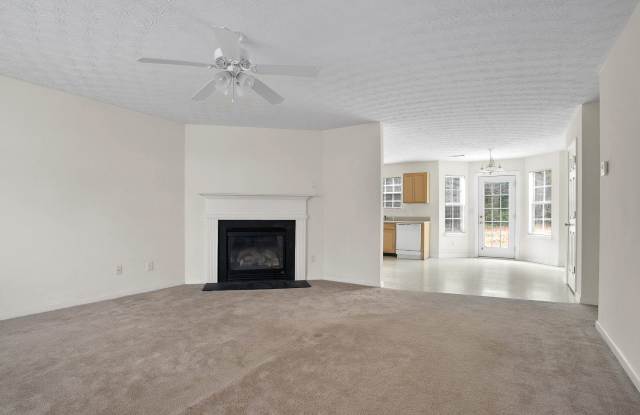 356 Clearsprings Drive Gallery 4