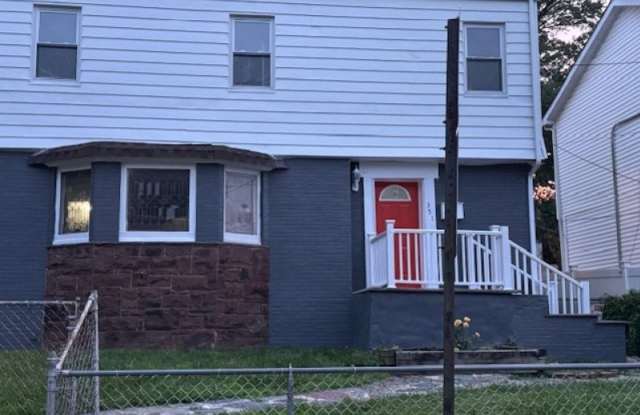 351 Ogden St photos photos