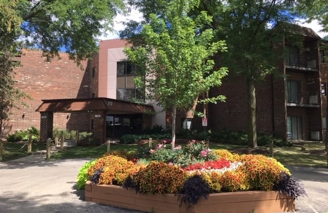 1112 Castilian Court - 1112 Castillian Court, Glenview, IL 60025