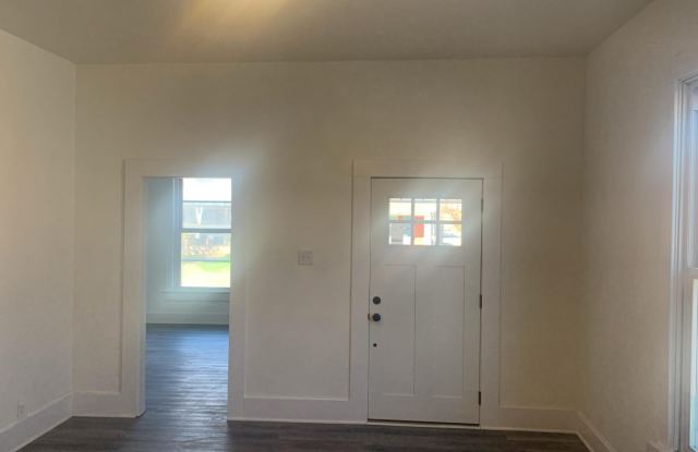 1337 Barth Ave Gallery 3