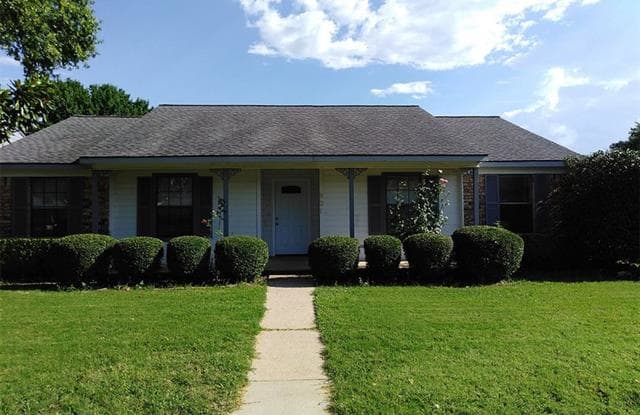 901 Elmhill Court - 901 Elmhill Ct, Coppell, TX 75019