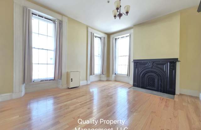 128 Hammond Street - 1 photos photos