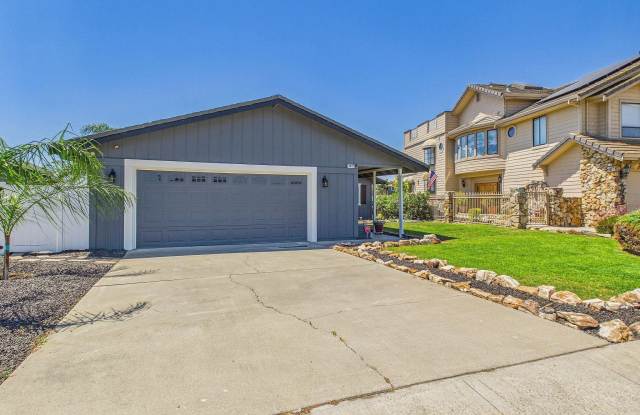 4910 Cabrillo Pt Gallery 2