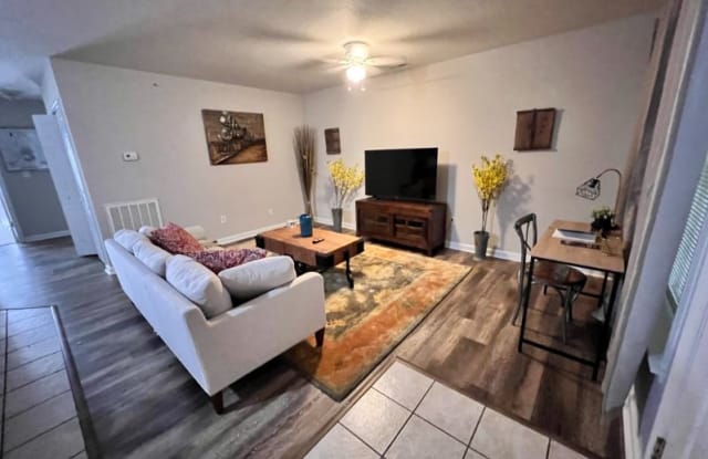 Taylor Bend - 3500 Clover Road, Chesapeake, VA 23321