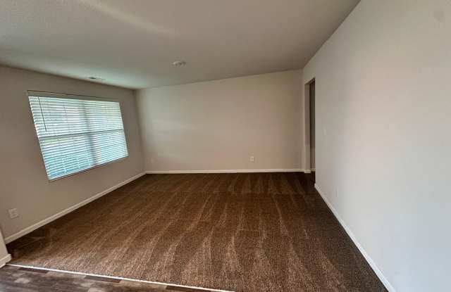 512 Flannel Way Gallery 3