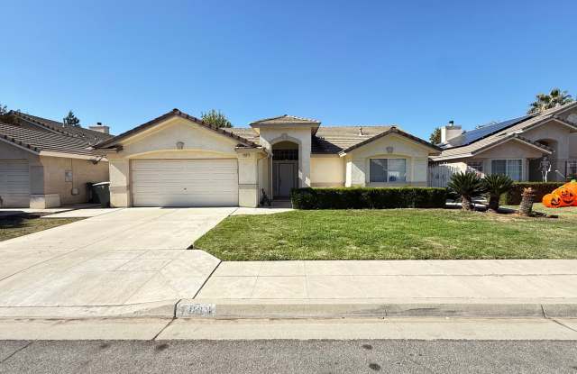 3 Bedroom, 2.5 bath home in Desirable Fresno Neighborhood photos photos
