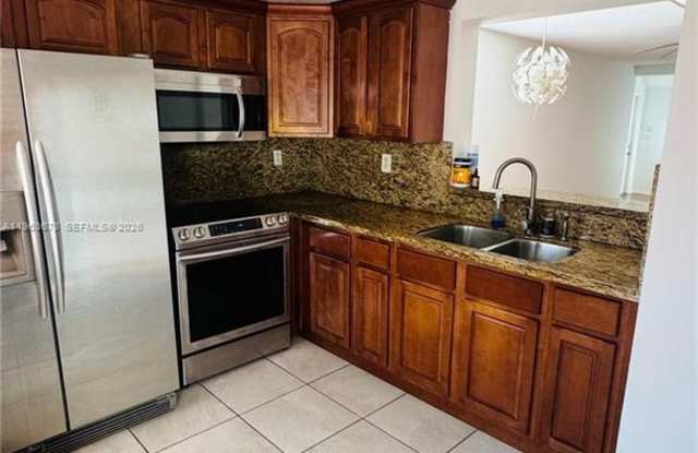 7045 NW 173rd Drive 311, Hialeah, FL 33015 photos photos