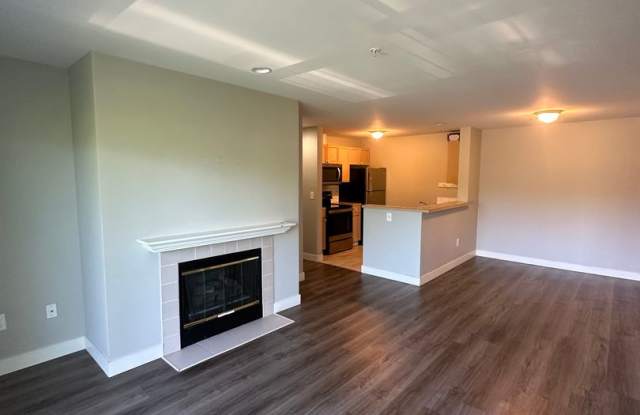 Interlake Apartments photos photos