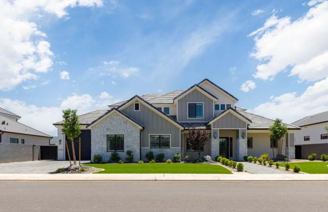 Beautiful New Trend 2 story in Moorland Park Gallery 1