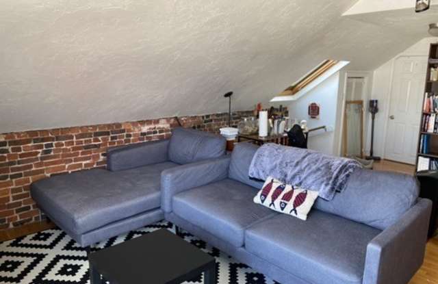 6 School St unit: 3 photos photos