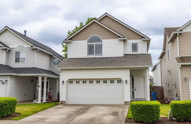 Three bedroom home in Orchards. - JUST UPDATED photos photos Three bedroom home in Orchards. - JUST UPDATED photos photos