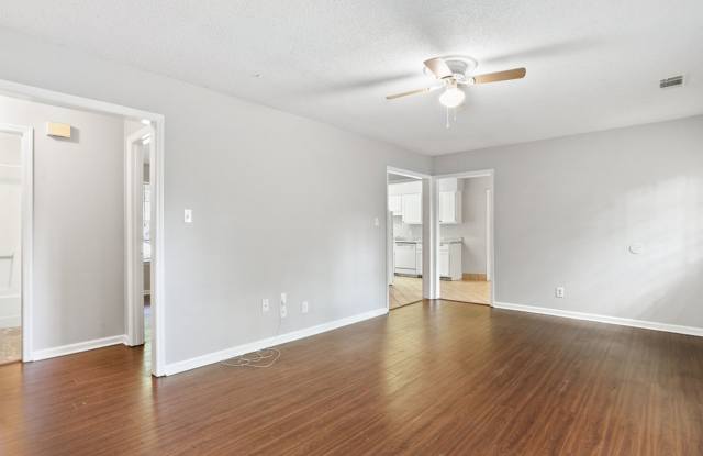 3 bedroom, 2 bath Norwood home with new HVAC, new roof and fenced in backyard. Gallery 4