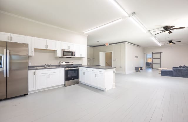 9 S Main St - AVAILABLE FALL 2026 photos photos