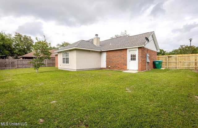 602 Rhonda Lane Gallery 3