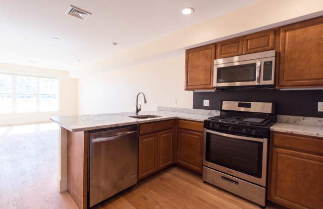 5165 Washington St - 5165 Washington Street, Boston, MA 02132
