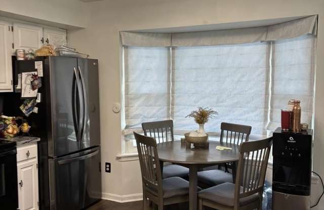 421 SPALDING CT Gallery 3