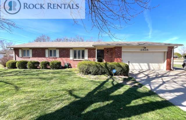 Beautiful 3 Bed 2 Bath Home in Great Neighborhood photos photos