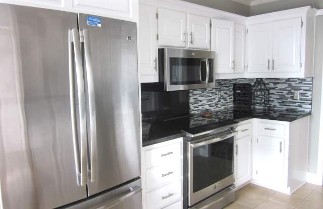 2510 Grand Boulevard - 2510 Grand Boulevard, Kansas City, MO 64108