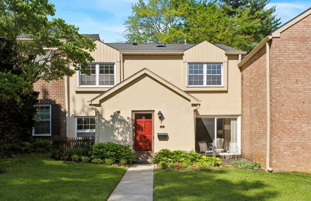 Beautiful 2-Bedroom, 2.5-Bath Townhome in Old Forge Crossing – Devon, PA - 9 Old Forge Crossing, Chester County, PA 19087