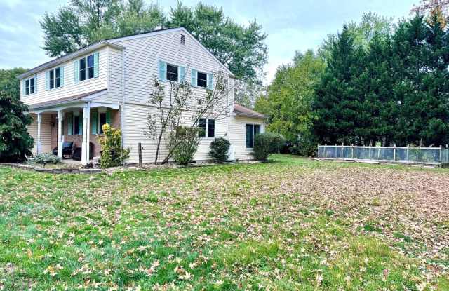 1553 PEACH TREE LANE Gallery 3